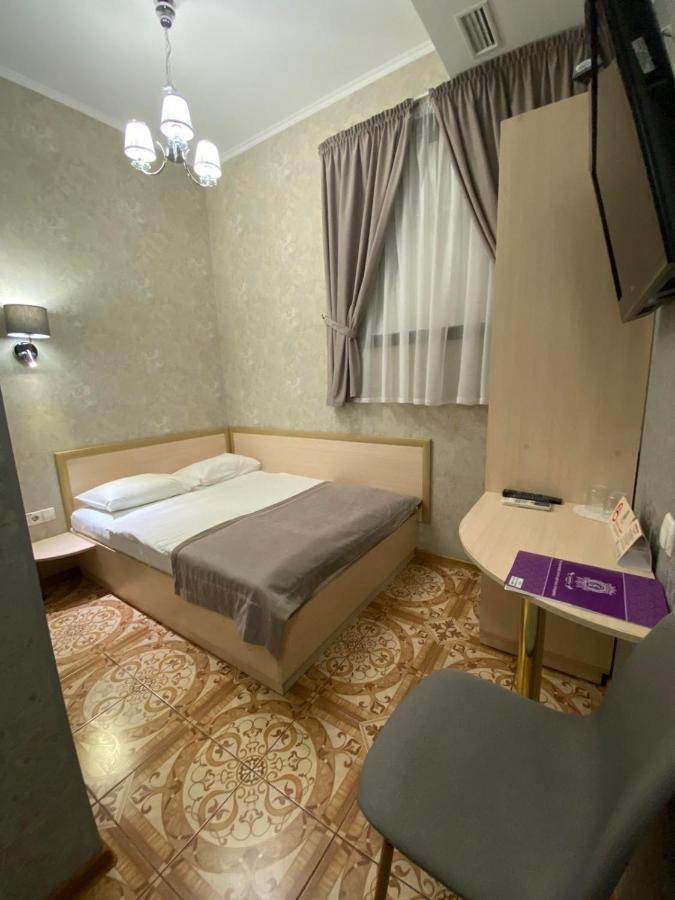 Grand Christer Hotel Kiev Ngoại thất bức ảnh